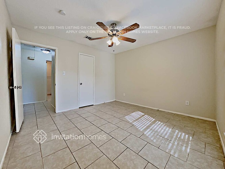 Building Photo - 16511 Forest Bend Ave