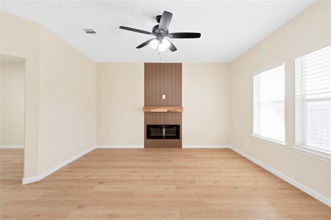 Building Photo - 3331 Clayton Terrace Dr