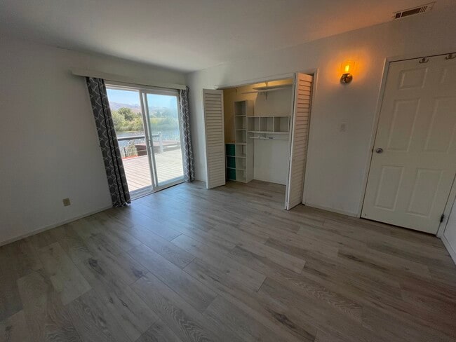 Building Photo - 1534 Oceanaire Dr