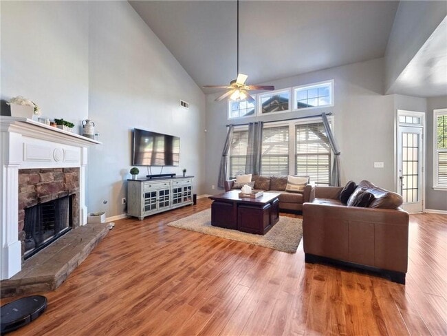 Building Photo - 1704 Ammons Falls Ct