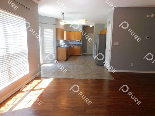 Building Photo - 103 Tallmadge Ct SW