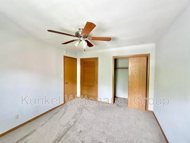 Building Photo - 1811 Jamestown Rd