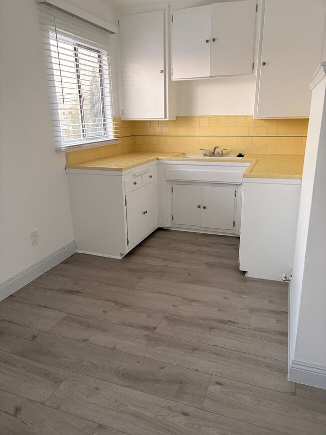 Floorplan - 5919-5925 Crenshaw Blvd