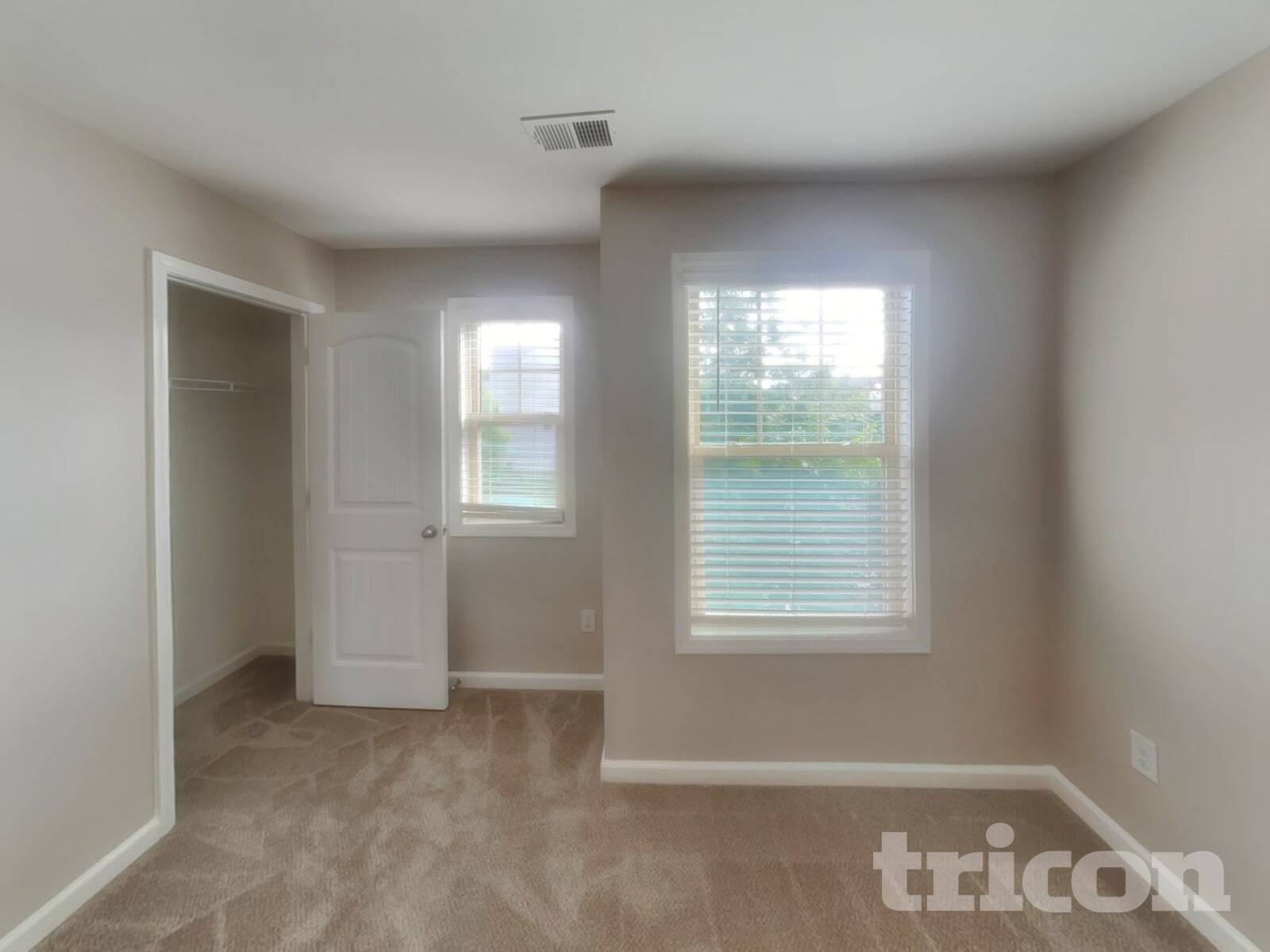 Building Photo - 3380 Baylor Cir