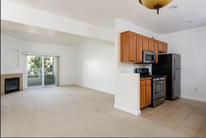 Building Photo - 7677 Mission Gorge Rd