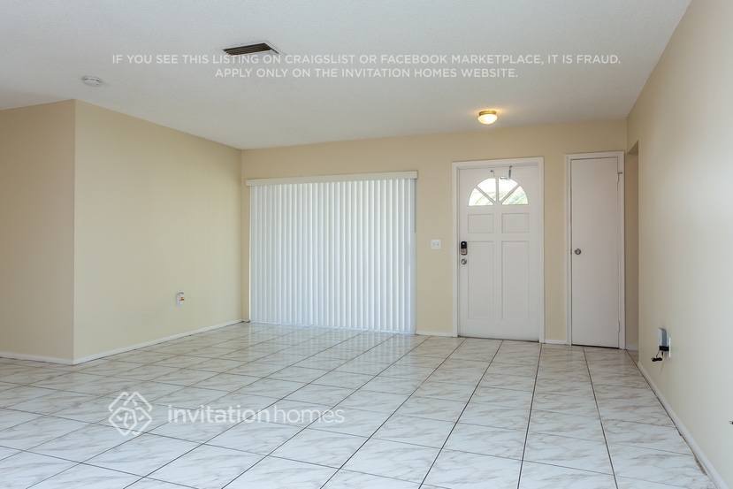 Building Photo - 11860 NW 29th Pl