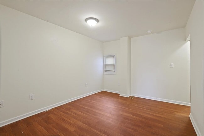 Building Photo - Coming Soon Spacious Four Bedroom Beauty L...