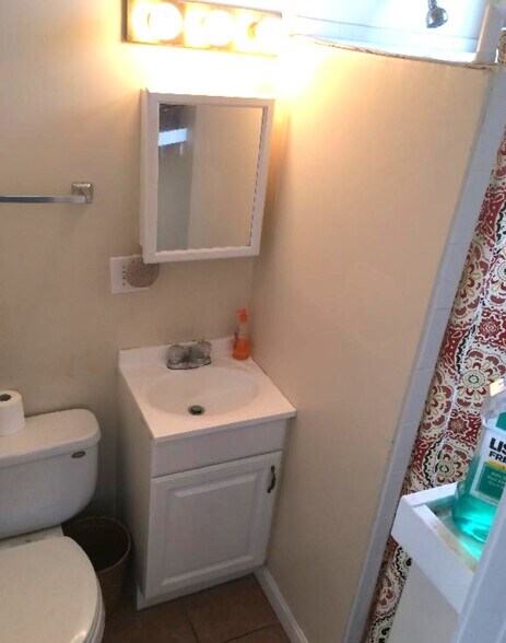 Building Photo - 1451 Tremont St