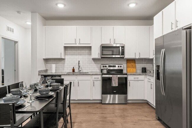 Building Photo - 14532 Star Water Rd