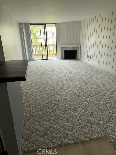 Building Photo - 999 N Pacific St