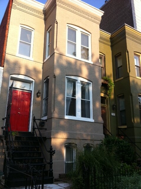 Building Photo - 533 8th Street Northeast
