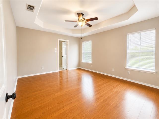 Building Photo - 1806 Sand Stone