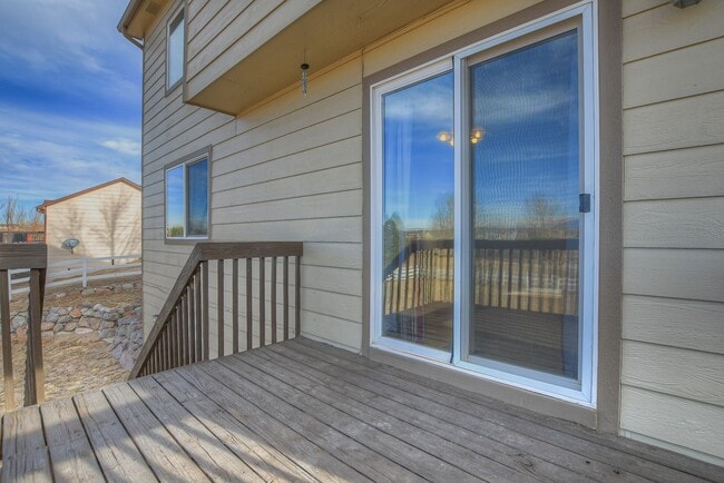 Building Photo - Beautiful 2 Story In Woodmen Hills!