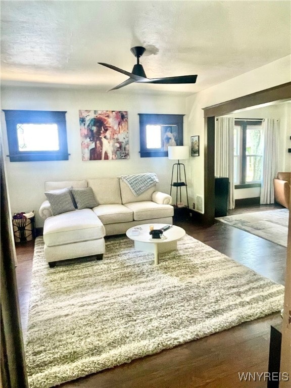 Building Photo - 141 Parkwood Ave