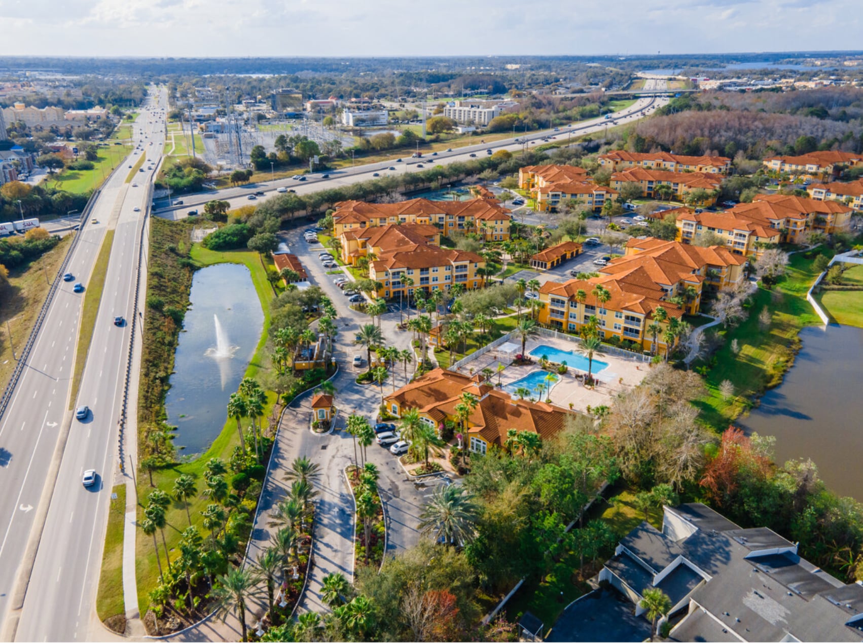 Building Photo - 5475 Vineland Rd