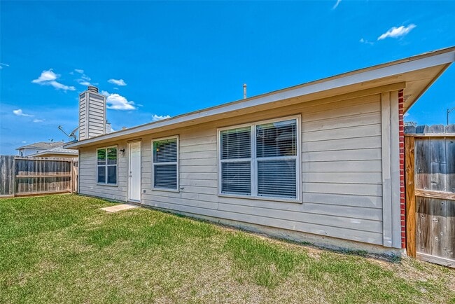 Building Photo - 758 Brushy Glen Dr