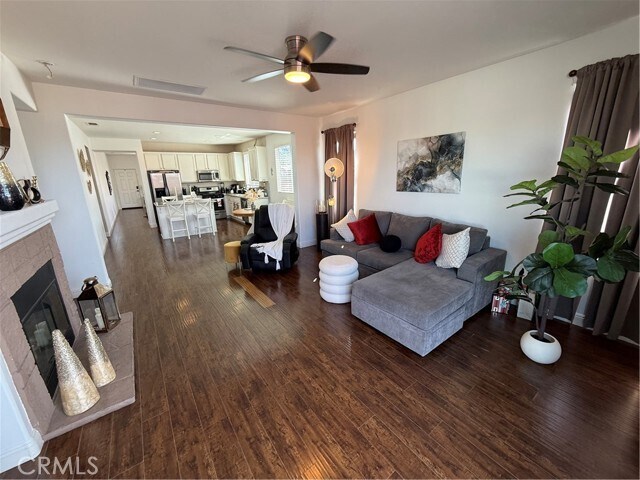 Building Photo - 17135 Via Xavier