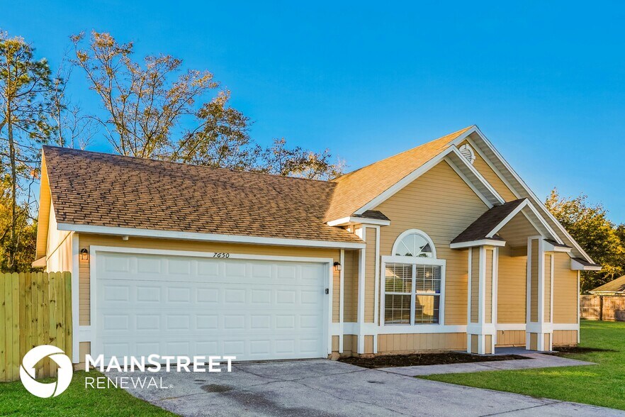 Building Photo - 7650 Dover Cliff Dr S