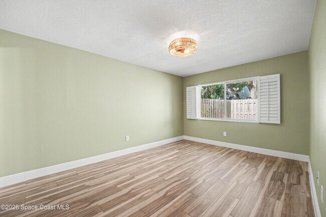 Building Photo - 8741 Seagrape Ct