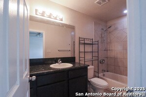 Building Photo - 1125 Brown Rock Dr