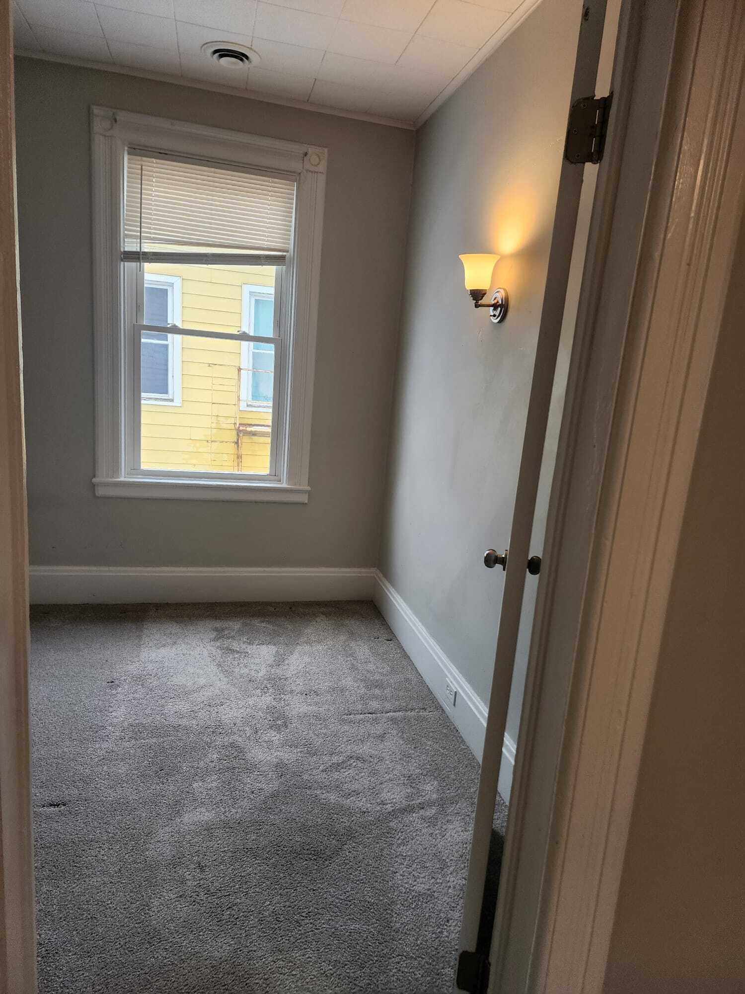 Building Photo - 235 5th Ave