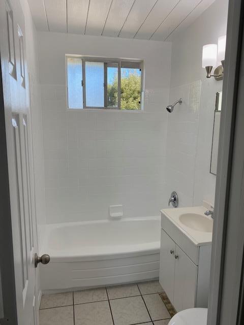 Interior Photo - 211 S Nevada Street