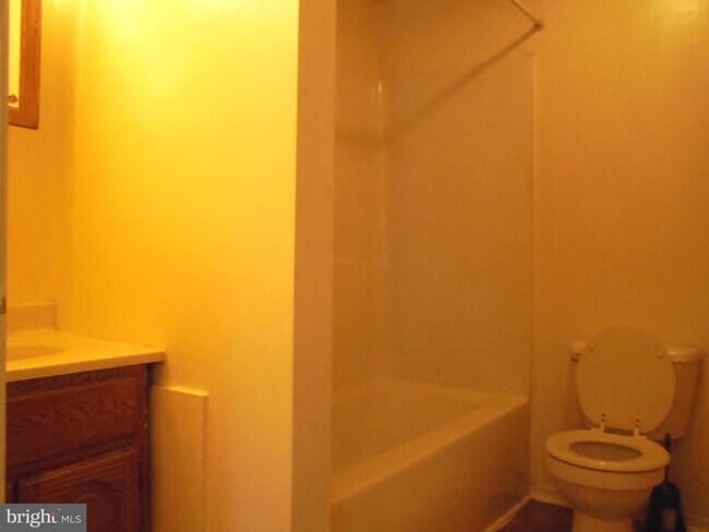 Building Photo - 51 Ed Turner Ln