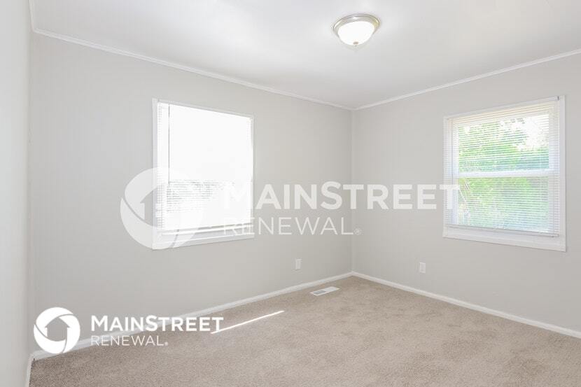 Building Photo - 4030 Kalmar Dr
