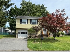 Building Photo - 8265 Warbler Way