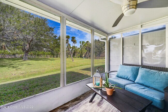 Building Photo - 156 Plover Ln