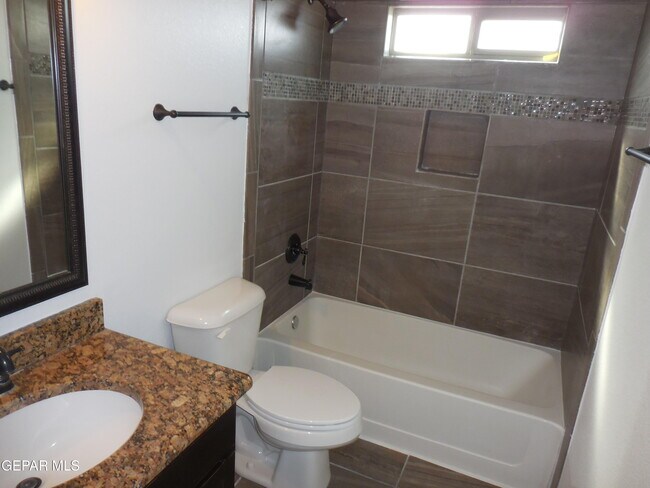 Building Photo - 3143 Red Maple