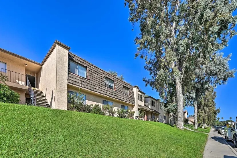 Building Photo - 5760 Jackson Dr