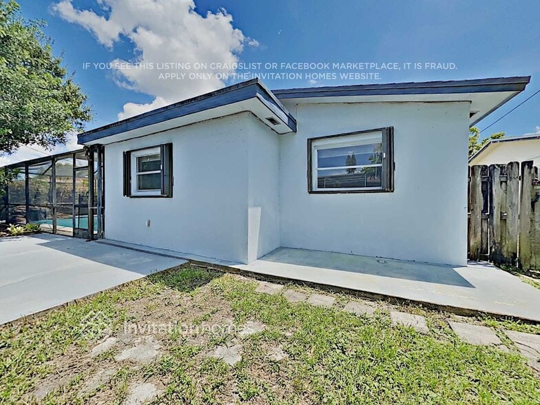 Building Photo - 7311 NW 20th St