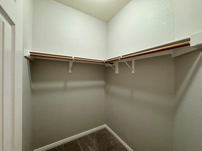 Building Photo - 5844 Back Bay Ln