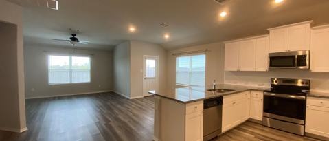 Building Photo - 10410 Waverunner-