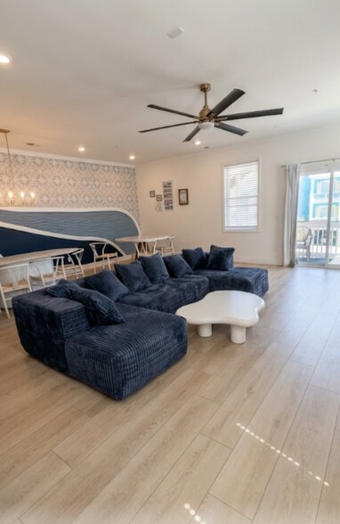 Building Photo - 3300 S Ocean Blvd