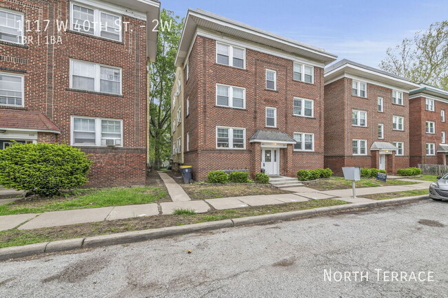 Building Photo - 1117 W 40th St
