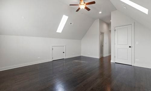 Building Photo - 3124 N California Ave
