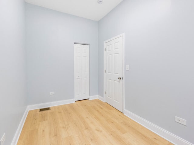 Building Photo - 1520 S Christiana Ave