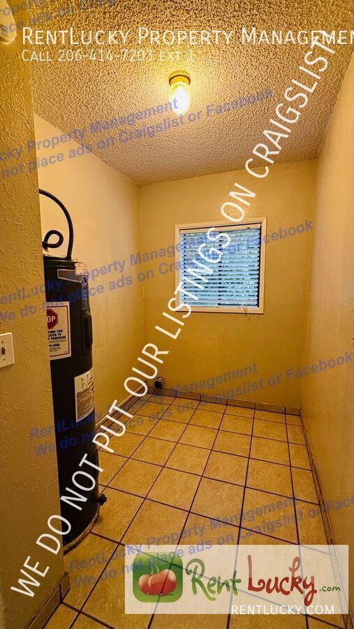 Building Photo - 25911 Old Lawson Rd