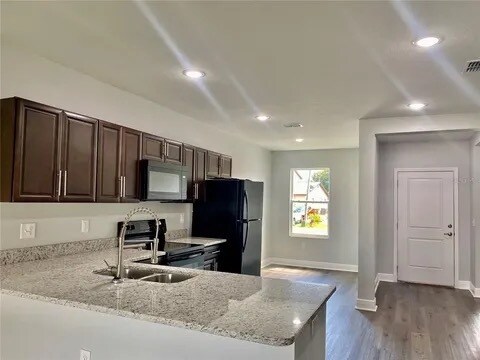Building Photo - 774 Lucaya Dr