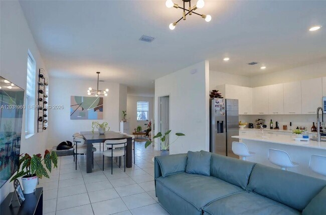 Building Photo - 12688 NW 23rd Pl