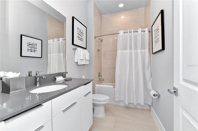 Building Photo - 7770 Sandy Ridge Dr