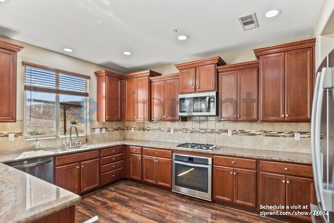 Building Photo - 3356 Cydonia Court
