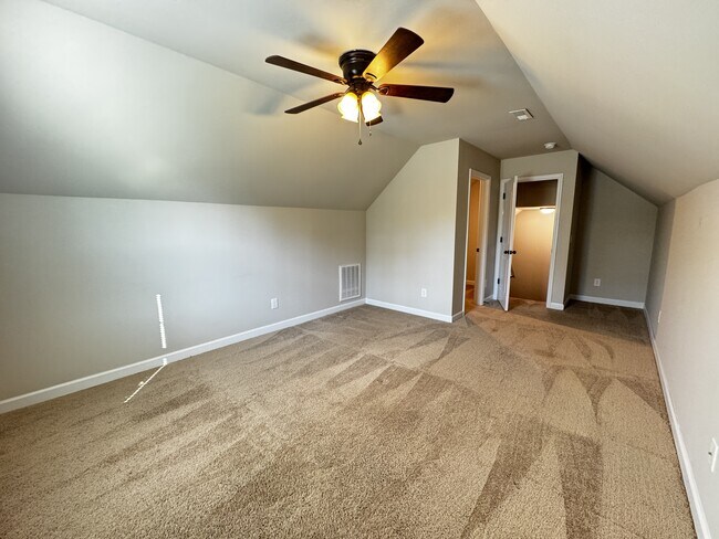 Building Photo - 232 Westfield Dr