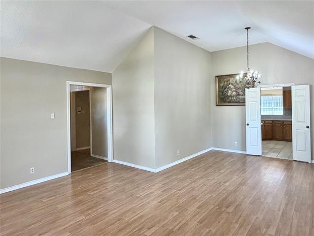 Building Photo - 2633 Bauer Dr