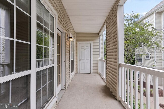 Building Photo - 4561 Strutfield Ln
