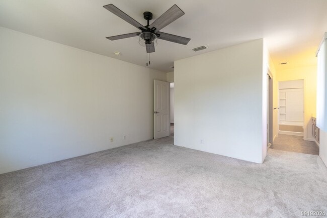 Building Photo - 4 br/2.5 ba Ewa Gentry Tuscany II, Schedul...