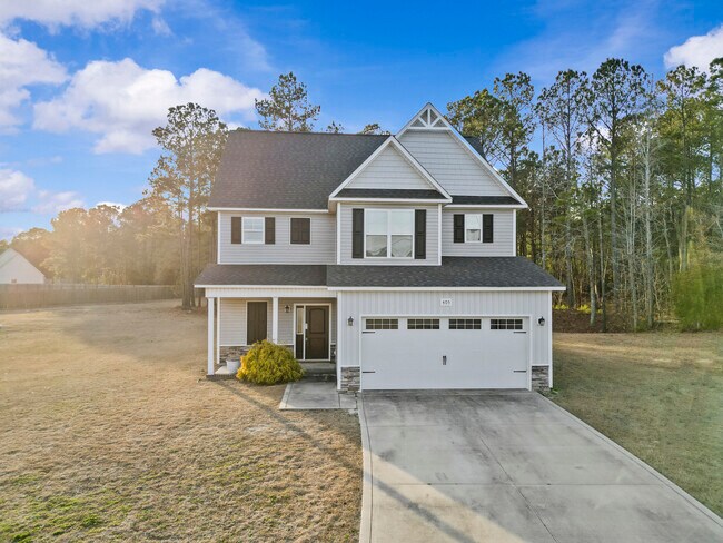 Building Photo - 405 Crestmont Ct