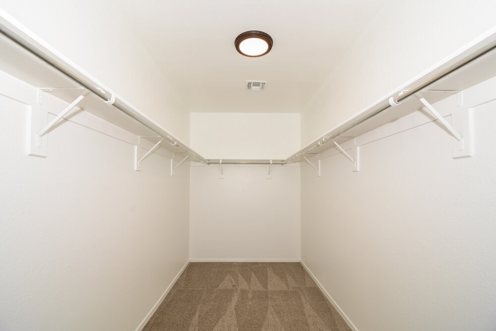Building Photo - 15331 W Cameron Cir